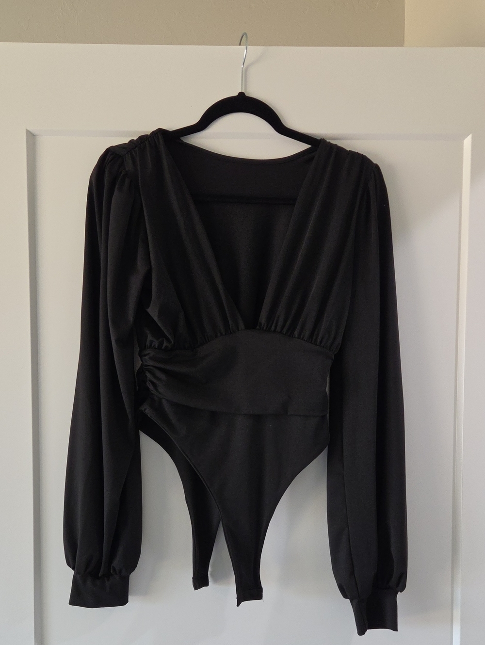 Black Long-Sleeve V-Neck Bodysuit - Womens